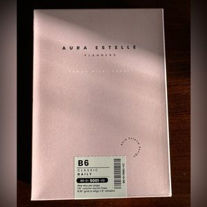 Aura Estelle B6 Undated